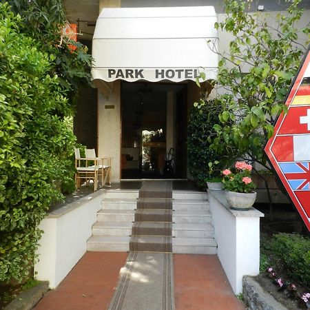 Park Hotel Albisola Superiore Bagian luar foto