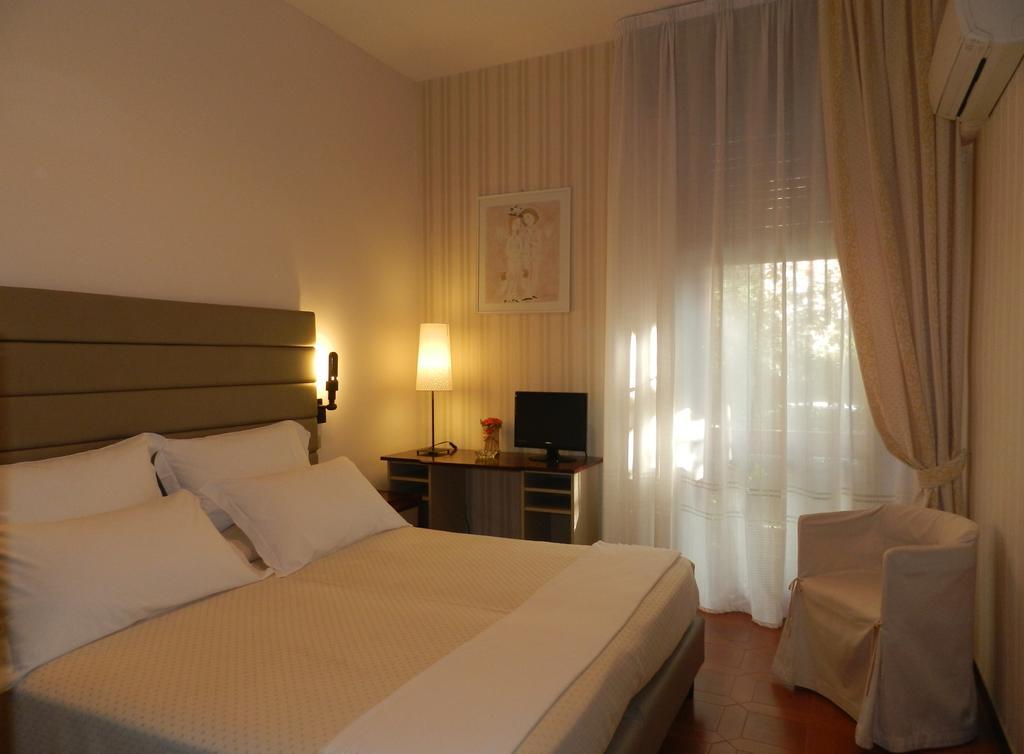 Park Hotel Albisola Superiore Ruang foto